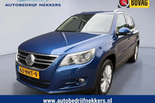 Volkswagen Tiguan (2009) thumbnail 1