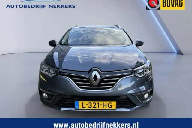 Renault Mégane (2019) thumbnail 2