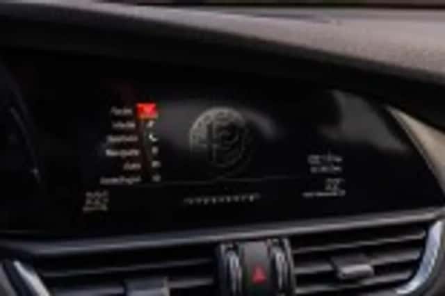 Alfa-romeo Giulia (2019) thumbnail 141