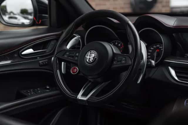 Alfa-romeo Stelvio (2018) thumbnail 34