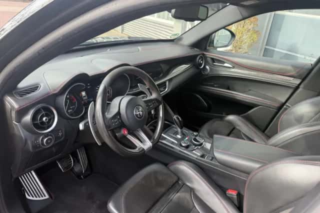 Alfa-romeo Stelvio (2018) thumbnail 67