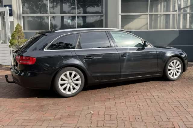 Audi A4 (2008) thumbnail 3