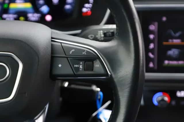 Audi Q3 (2022) thumbnail 24