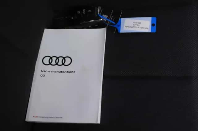 Audi Q3 (2022) thumbnail 10