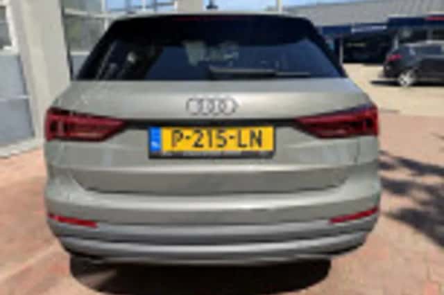 Audi Q3 (2021) thumbnail 117