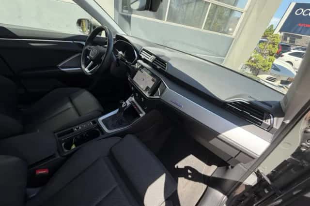 Audi Q3 (2021) thumbnail 7