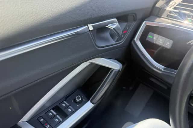 Audi Q3 (2021) thumbnail 64