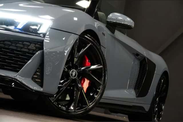 Audi R8 (2021) thumbnail 6