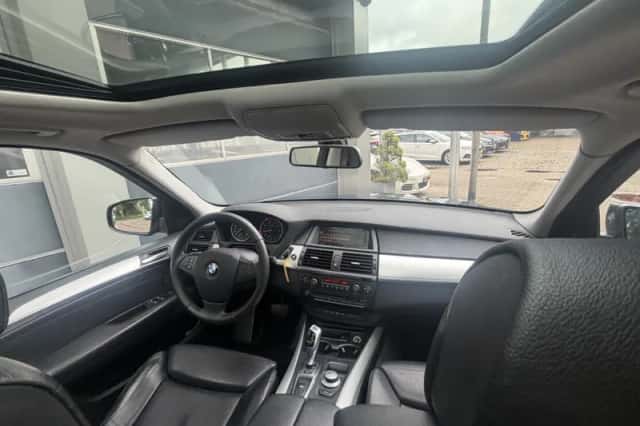 BMW X5 (2007) thumbnail 53
