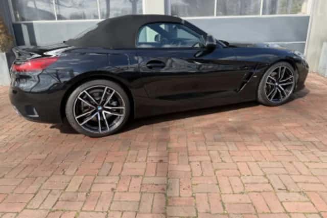 BMW Z4 (2022) thumbnail 303