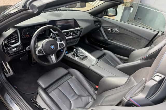 BMW Z4 (2022) thumbnail 100