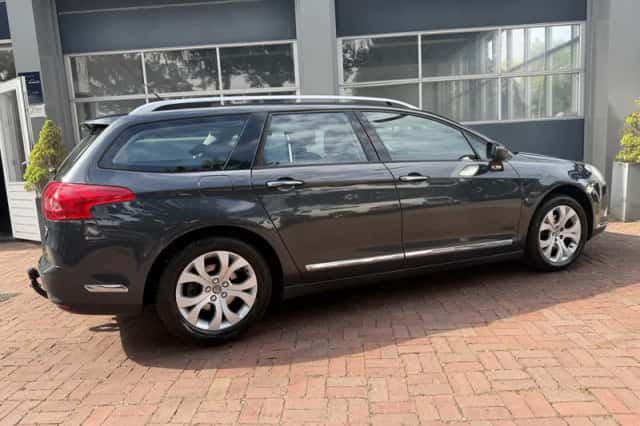 Citroën C5 (2010) thumbnail 2