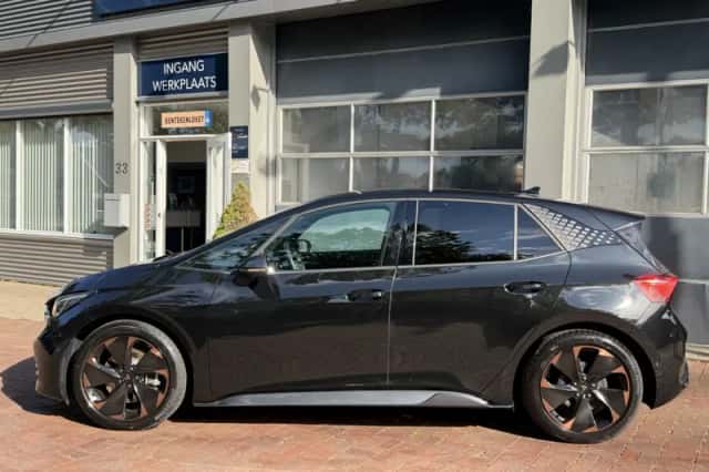 CUPRA Born (2025) thumbnail 6