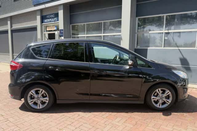 Ford C-Max (2015) thumbnail 6