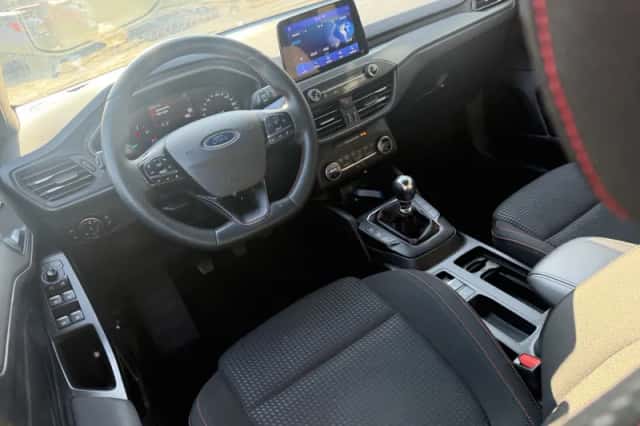 Ford Focus (2022) thumbnail 25