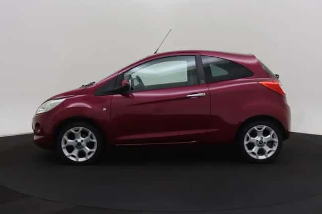 Ford Ka (2011) thumbnail 4