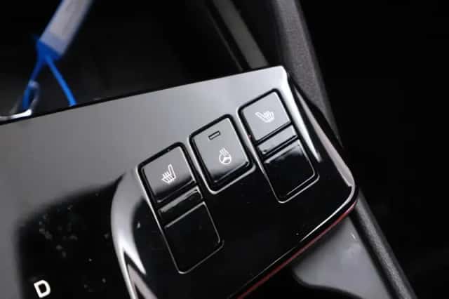 Kia Sportage (2025) thumbnail 200