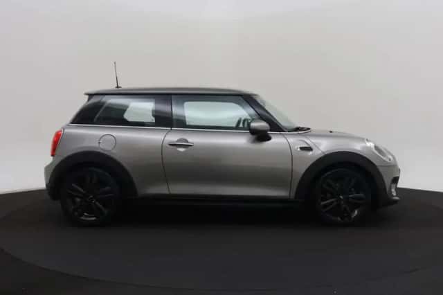 MINI Mini (2016) thumbnail 5