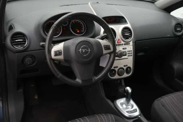 Opel Corsa (2007) thumbnail 2