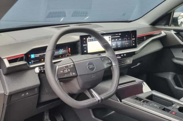 Opel Grandland (2025) thumbnail 14