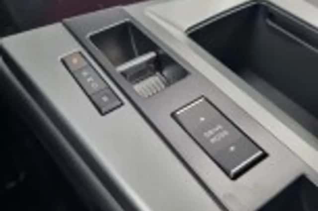 Opel Grandland (2025) thumbnail 131