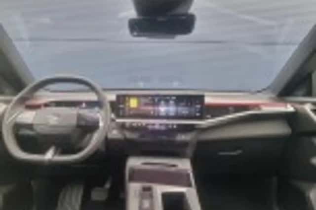 Opel Grandland (2025) thumbnail 146
