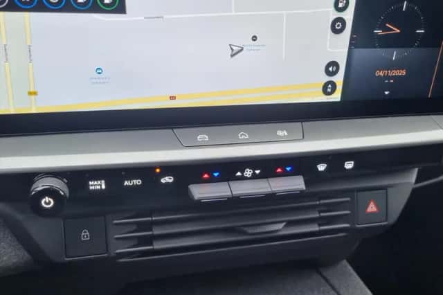Opel Grandland (2025) thumbnail 228