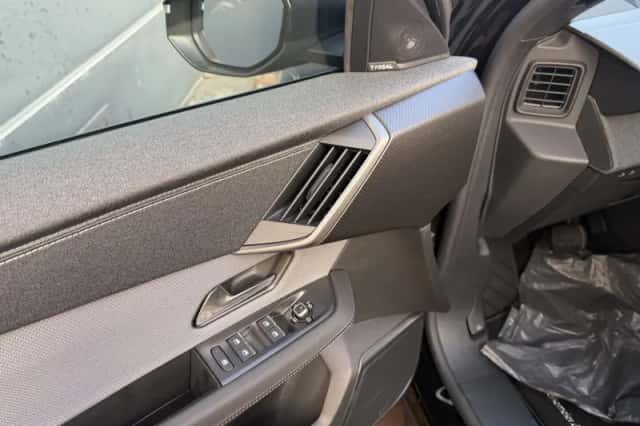 Opel Grandland (2025) thumbnail 275