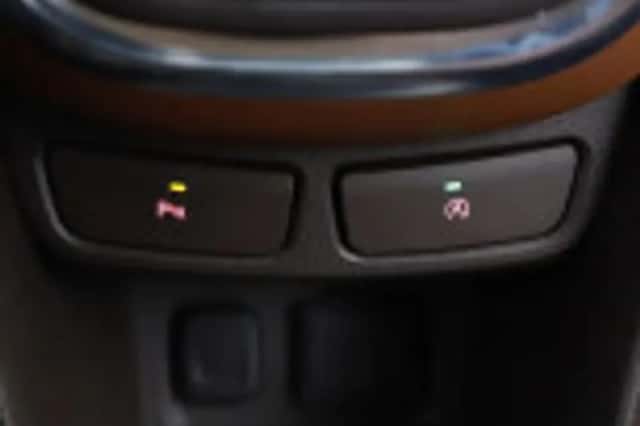 Opel Mokka (2016) thumbnail 111