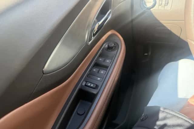 Opel Mokka (2016) thumbnail 221