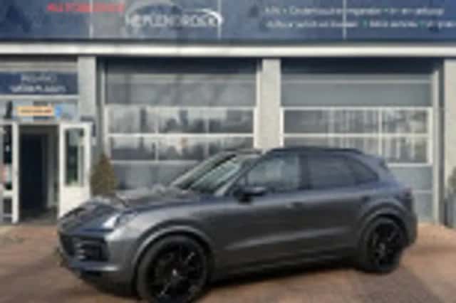 Porsche Cayenne (2020) thumbnail 102