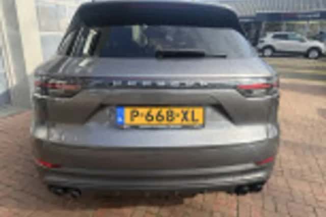 Porsche Cayenne (2020) thumbnail 107