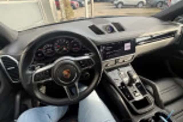Porsche Cayenne (2020) thumbnail 109
