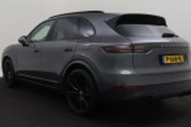 Porsche Cayenne (2020) thumbnail 136