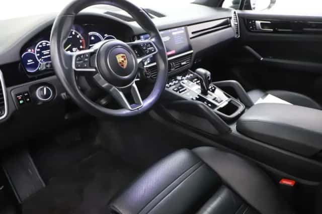 Porsche Cayenne (2020) thumbnail 217