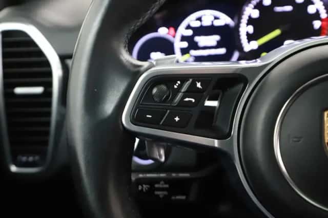 Porsche Cayenne (2020) thumbnail 222