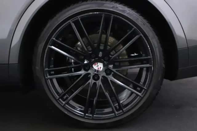 Porsche Cayenne (2020) thumbnail 230