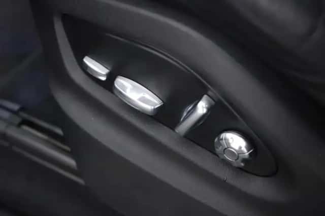 Porsche Cayenne (2020) thumbnail 246
