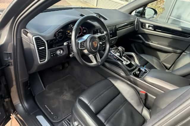 Porsche Cayenne (2020) thumbnail 255