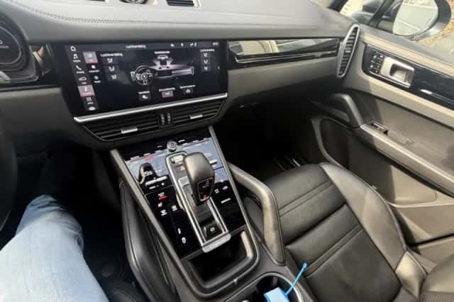 Porsche Cayenne (2020) thumbnail 275
