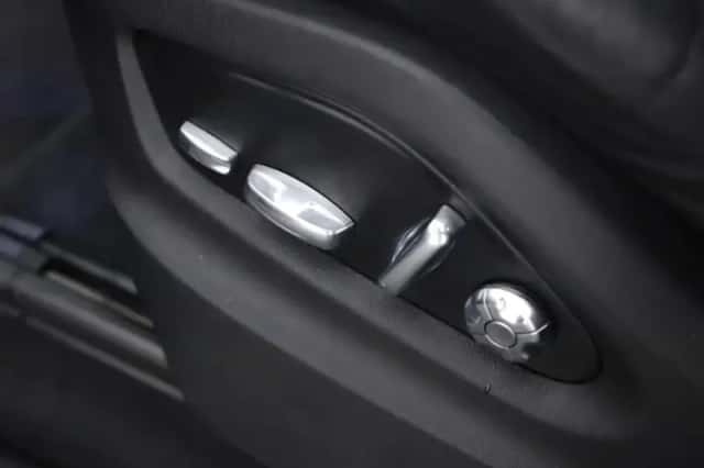 Porsche Cayenne (2020) thumbnail 48