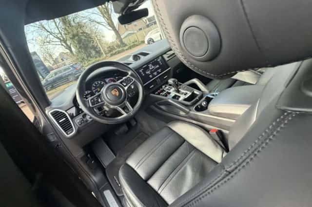 Porsche Cayenne (2020) thumbnail 70