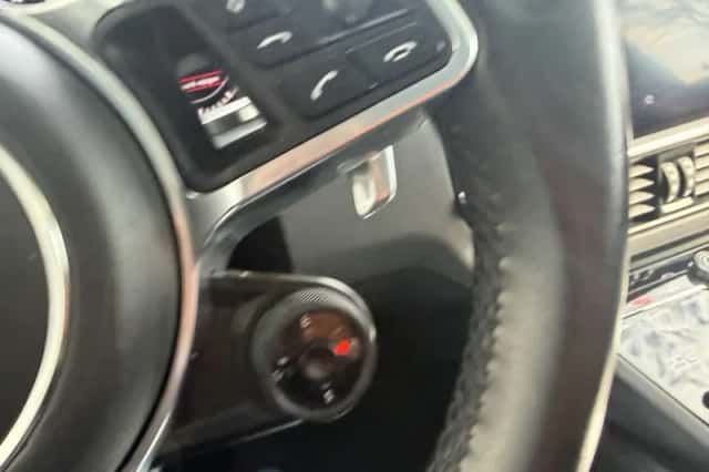 Porsche Cayenne (2020) thumbnail 91
