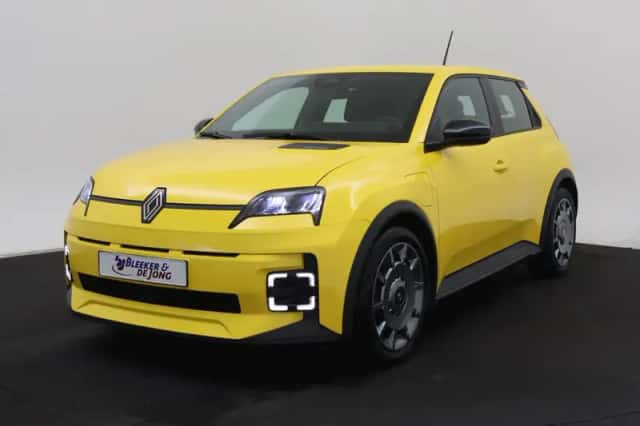 Renault 5 (2025) thumbnail 2