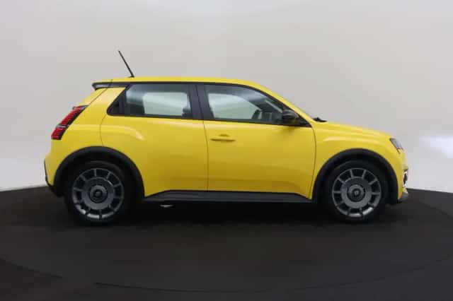 Renault 5 (2025) thumbnail 5
