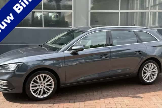 SEAT Leon (2021)