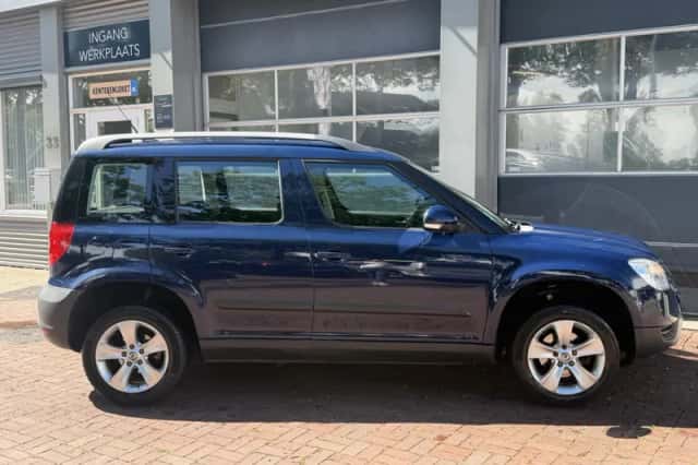 Škoda Yeti (2010) thumbnail 5