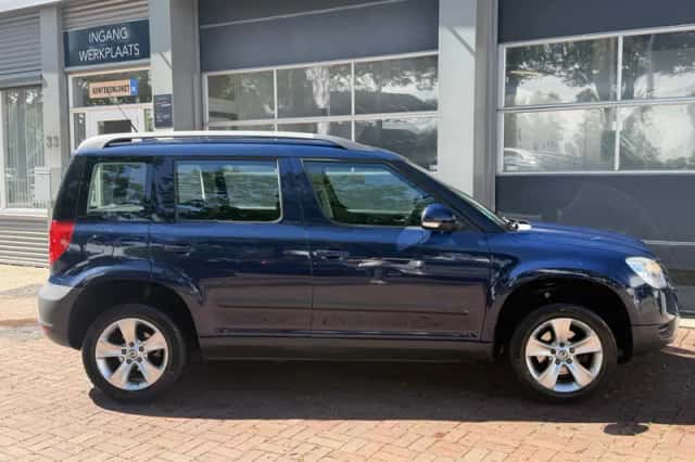 Škoda Yeti (2010) thumbnail 5
