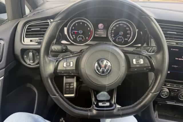 Volkswagen Golf (2019) thumbnail 9