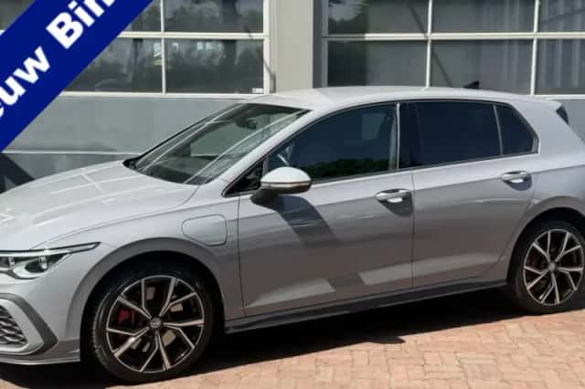 Volkswagen Golf (2022)